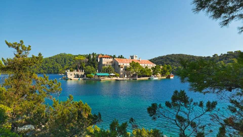 Hiking Cruise in Croatia and Montenegro (port-to-port cruise) - Tweet World Travel - Croatia - Image 3