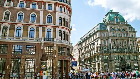 Austria Cruise Tour: Hiking Cruises In The Former Austro-hungarian Empire (port-to-port Cruise)