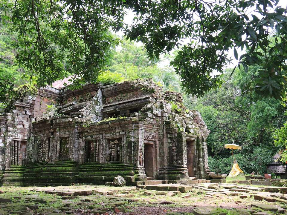 Hiking, Cruising & Exploring in Laos - 12 days - On The Go Tours - Laos - Image 9