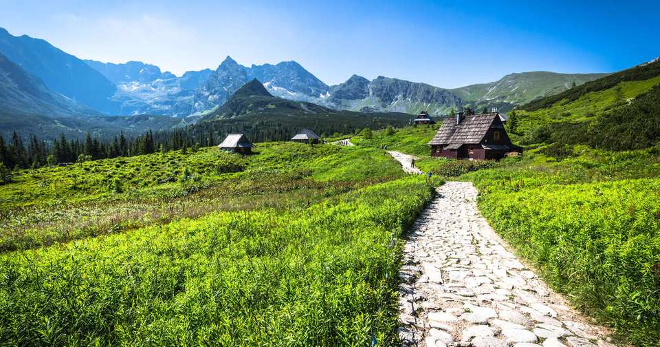Hiking in the Polish Carpathians - Explore - Poland - Image 2