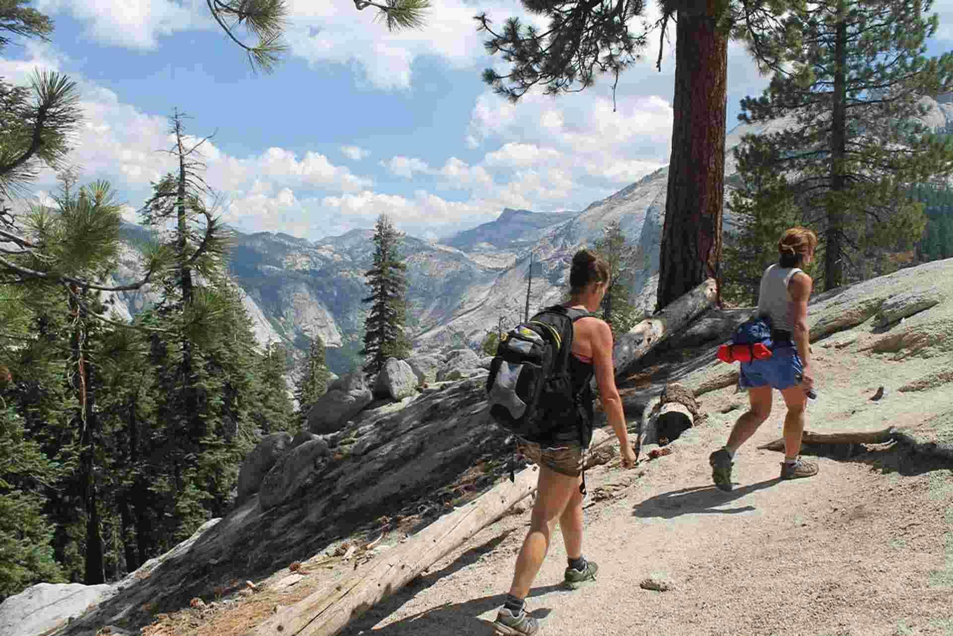 October Hiking Yosemite In November Best Yosemite Hikes In