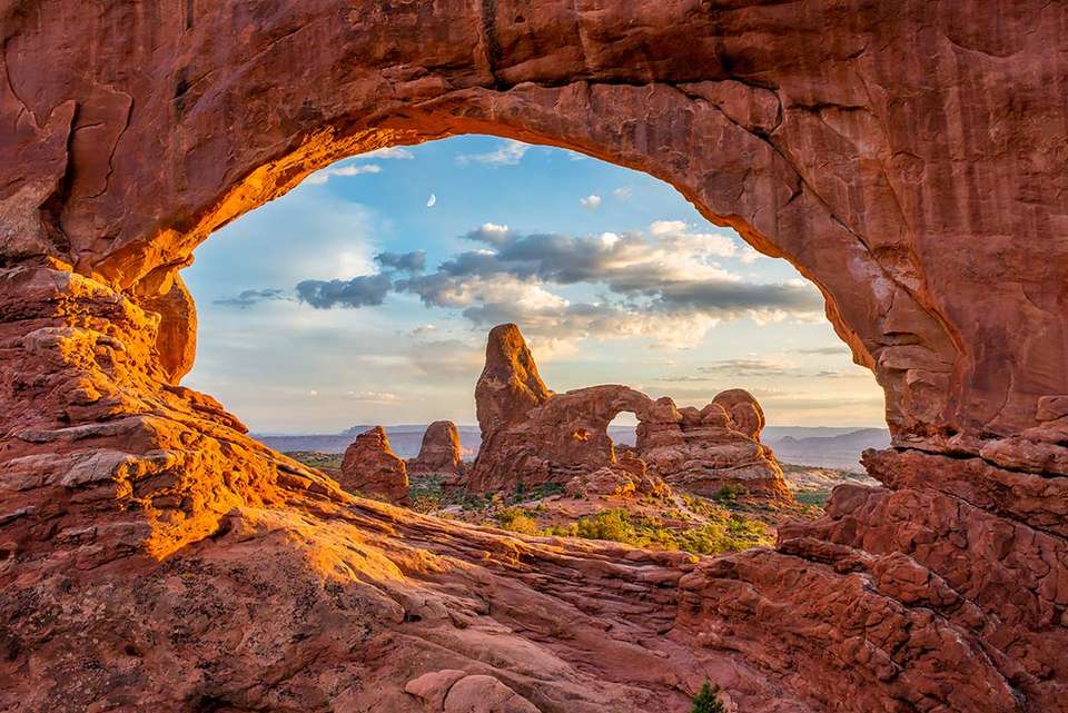 Hiking the Best of Moab: Arches and Canyonlands - undefined - Image 7
