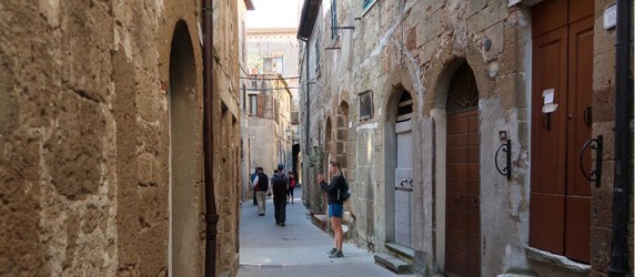 Image 4 of 7