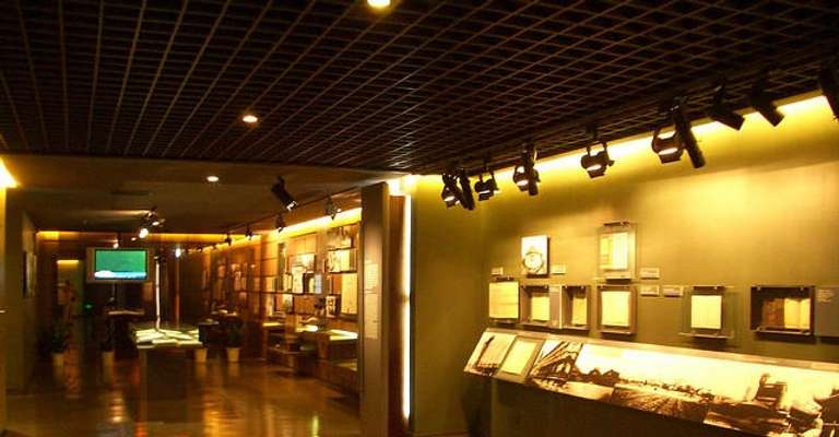 History Tour in Shanghai Archive trip - alternative tour available