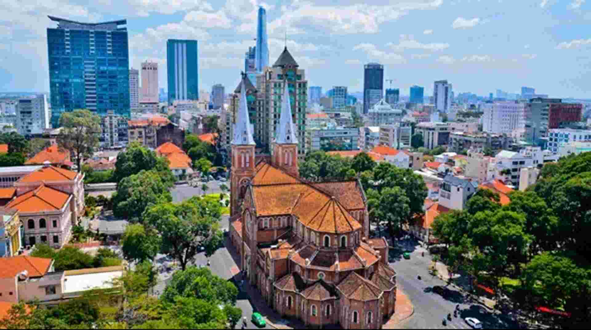 Ho Chi Minh City Morning Group Tour