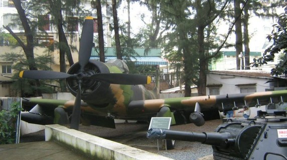 Image 2 of 4