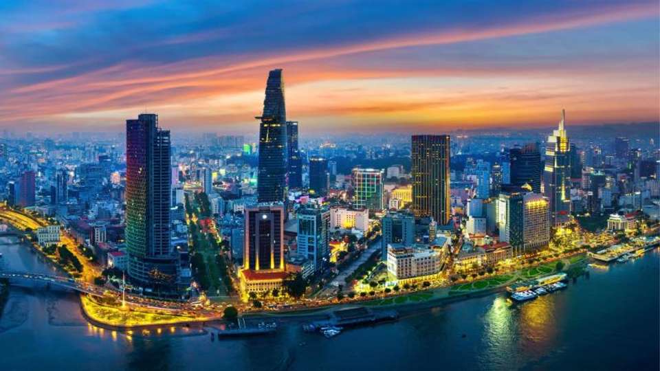 HO CHI MINH CITY TO SINGAPORE (44 days) South East - Oasis Overland - Vietnam - Image 6
