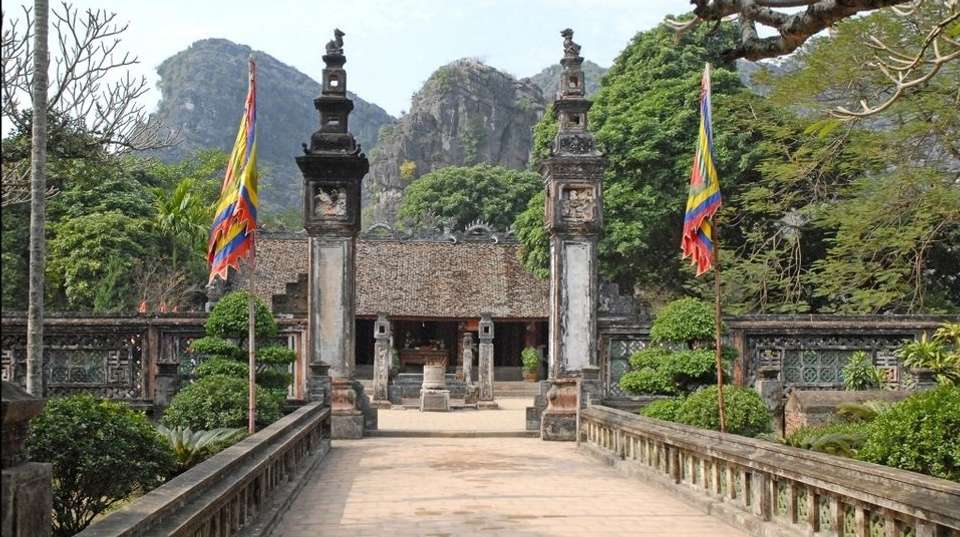 Hoa Lu - Tam Coc - Cycling - Mua Cave with Transfer - Go Asia Travel - Vietnam - Image 11