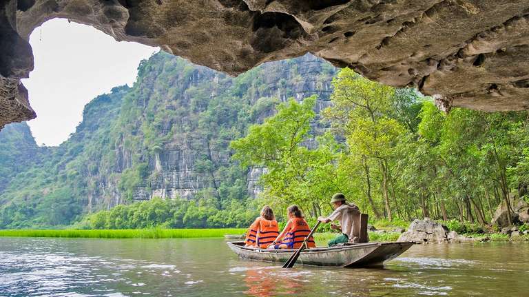 Hoa Lu - Trang An Boating - Mua Cave with Transfer trip - alternative tour available