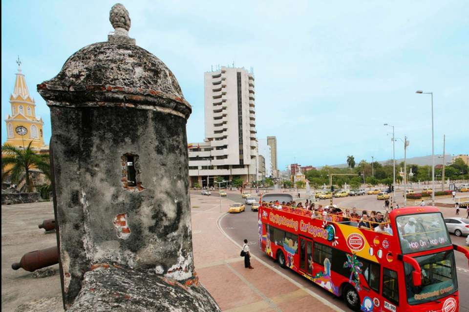Hop on - Hop off Cartagena - Tangol Tours - Colombia - Image 5