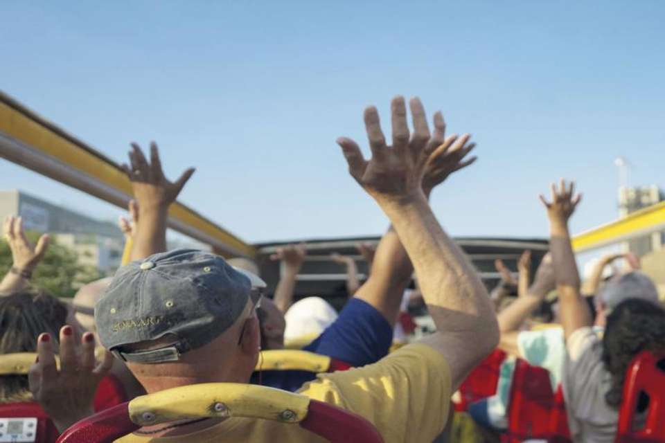 Hop on - Hop off Cartagena - Tangol Tours - Colombia - Image 3