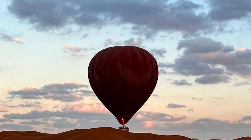 Hot Air Balloon Ride in Dubai with Pickup - undefined - Image 2