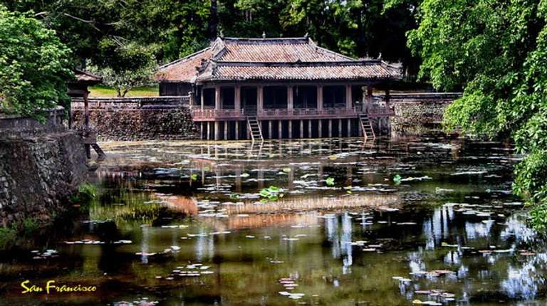Hue old city back road cycling trip - alternative tour available