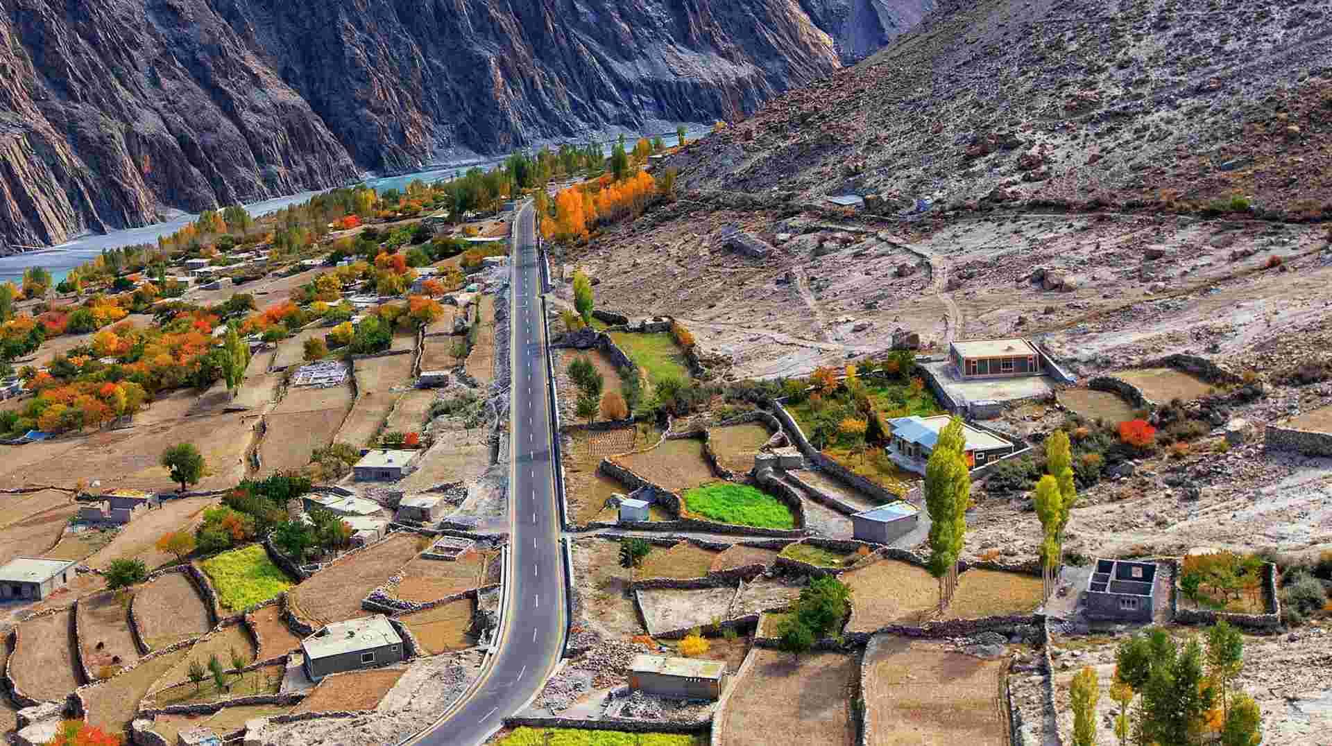Hunza Valley Sightseeing Tour