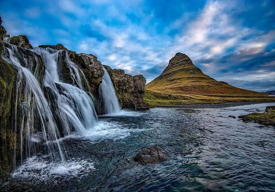 Iceland Aurora and Golden Circle Escape - Indus Travels - Iceland - Image 9