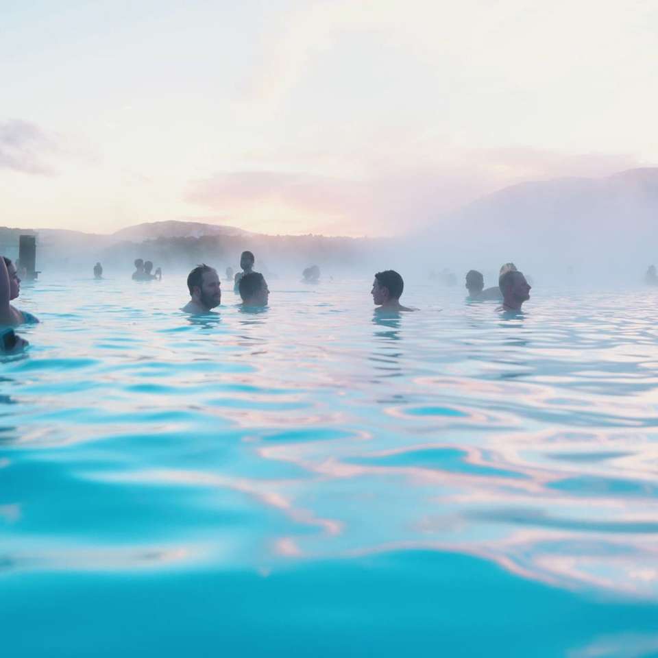 Iceland Fire and Ice - Contiki - Iceland - Image 7