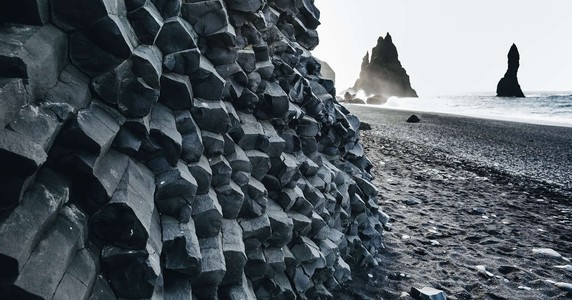 Image 4 of 7