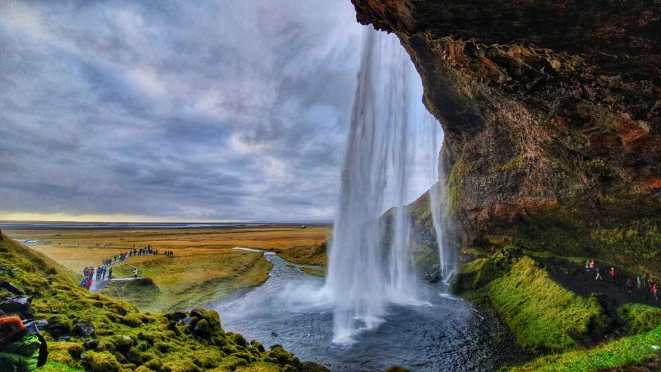 Iceland’s Midnight Sun: Glaciers, Geysers, and the Golden Circle  - Collette Tours - Iceland - Image 3