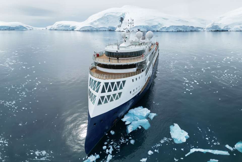 Iceland to Greenland: Total Solar Eclipse in Depth (Ocean Explorer) - Intrepid Travel - Iceland - Image 13