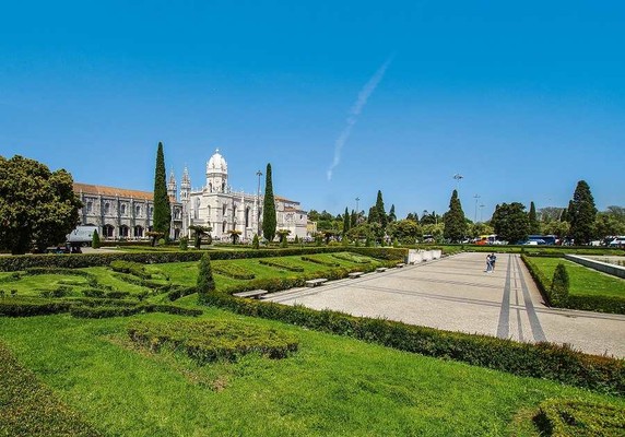 Image 2 of 11