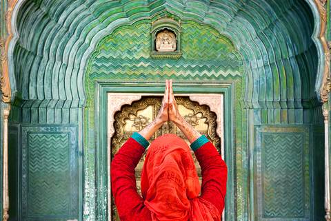 Shopping And Markets Tour: Iconic India