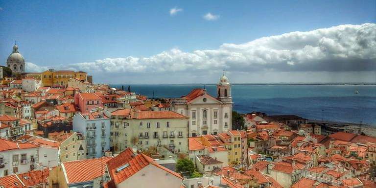 North Africa Young Travelers: Iconic Spain, Portugal and Morocco: Tasty Tapas & Ancient Medinas