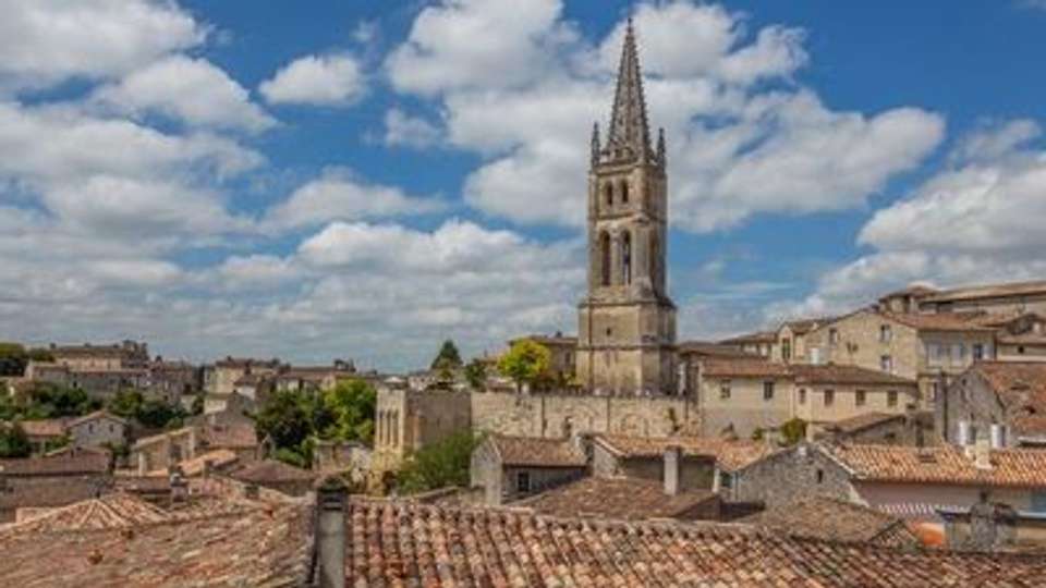 In the heart of the South-West terroirs: from Bordeaux to the vineyards of the Médoc (port-to-port cruise) - Croisieurope - France - Image 2