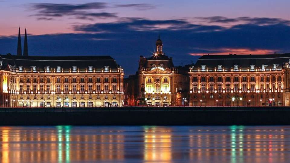 In the heart of the South-West terroirs: from Bordeaux to the vineyards of the Médoc (port-to-port cruise) - Croisieurope - France - Image 4