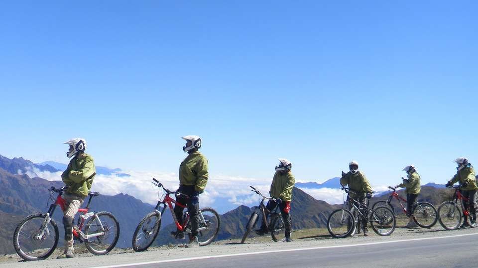 Inca Jungle trail to Machu Picchu: Biking and Hiking - Inkas Destination Tour Operator - Peru - Image 3