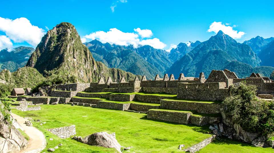Inca Trail 2 days to Machu Picchu - Alpaca Expeditions - Peru