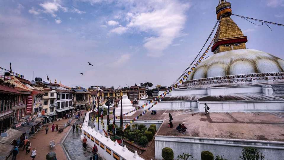 India & Nepal on a Budget: Varanasi to Kathmandu - G Adventures - India - Image 2