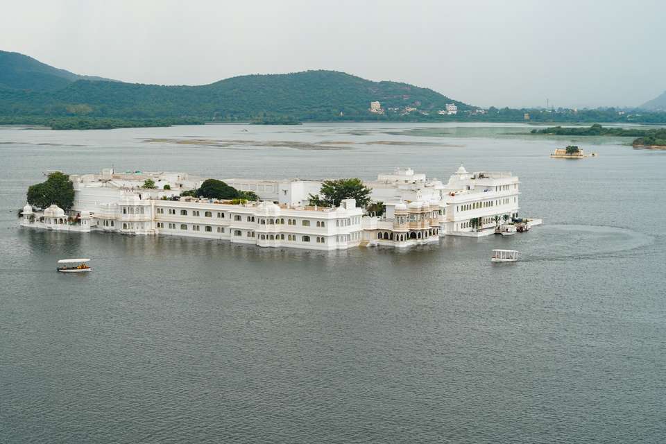 India Luxury Tour: Fort & Palace of Rajasthan - undefined - Image 2