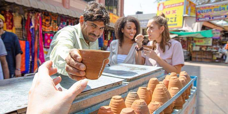 India to Sri Lanka: The Taj Mahal & Beach Bar Crawls trip - alternative tour available