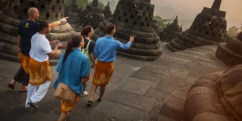 Indonesia Guided And Escorted Tours: Indonesia: Hammocks & Hikes