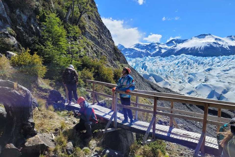 Intensive Mini Trekking at Perito Moreno Glacier - Tangol Tours - Argentina - Image 3