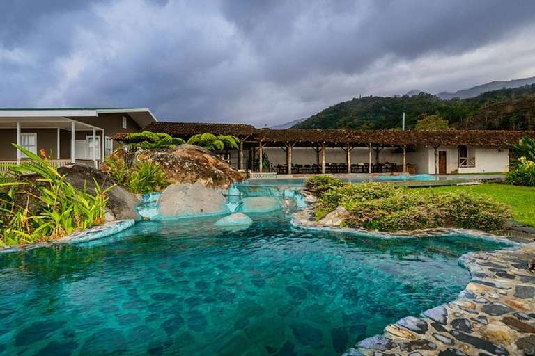 Costa Rica Bus Tour: Irazu Volcano And Hacienda Orosi Hot Springs From San José