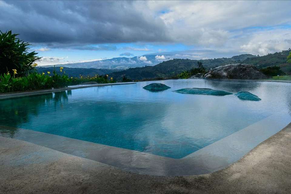 Irazu Volcano And Hacienda Orosi Hot Springs From San José - undefined - Image 16