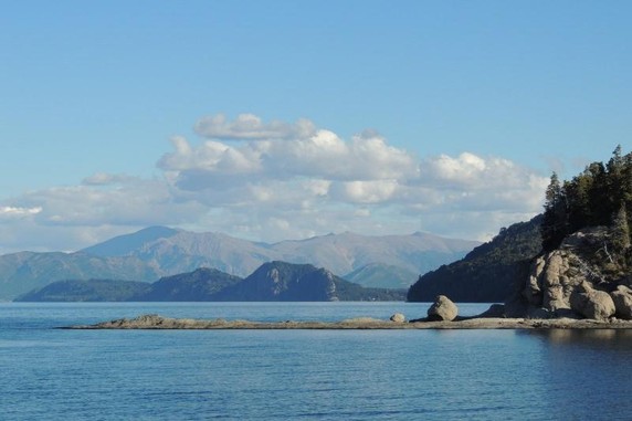 Image 4 of 6