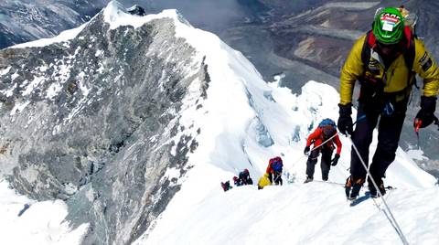 Island Peak Aggressive Climb 15 Days - Winter Tours