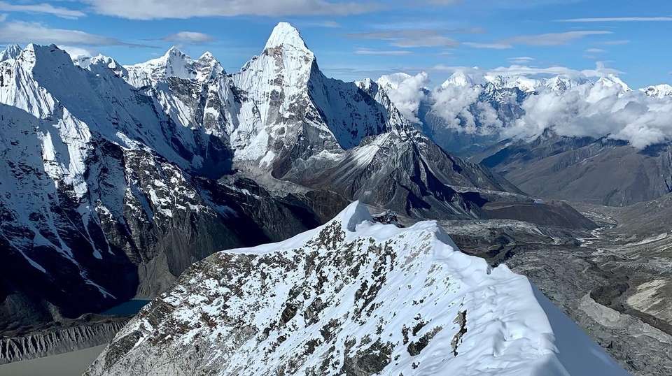 Island Peak Climb with Everest Base Camp Trek - Unique Adventure International Pvt Ltd - Nepal