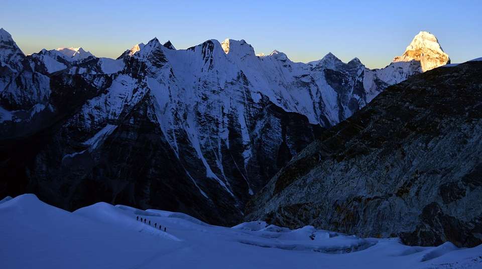 Island Peak Climbing + Everest 3 High Passes Trek - Friends Adventure Team Pvt. Ltd - Nepal - Image 2