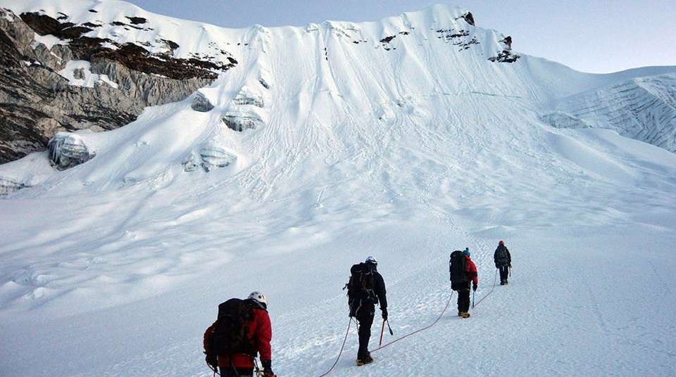 Island Peak Climbing + Everest 3 High Passes Trek - Friends Adventure Team Pvt. Ltd - Nepal - Image 4