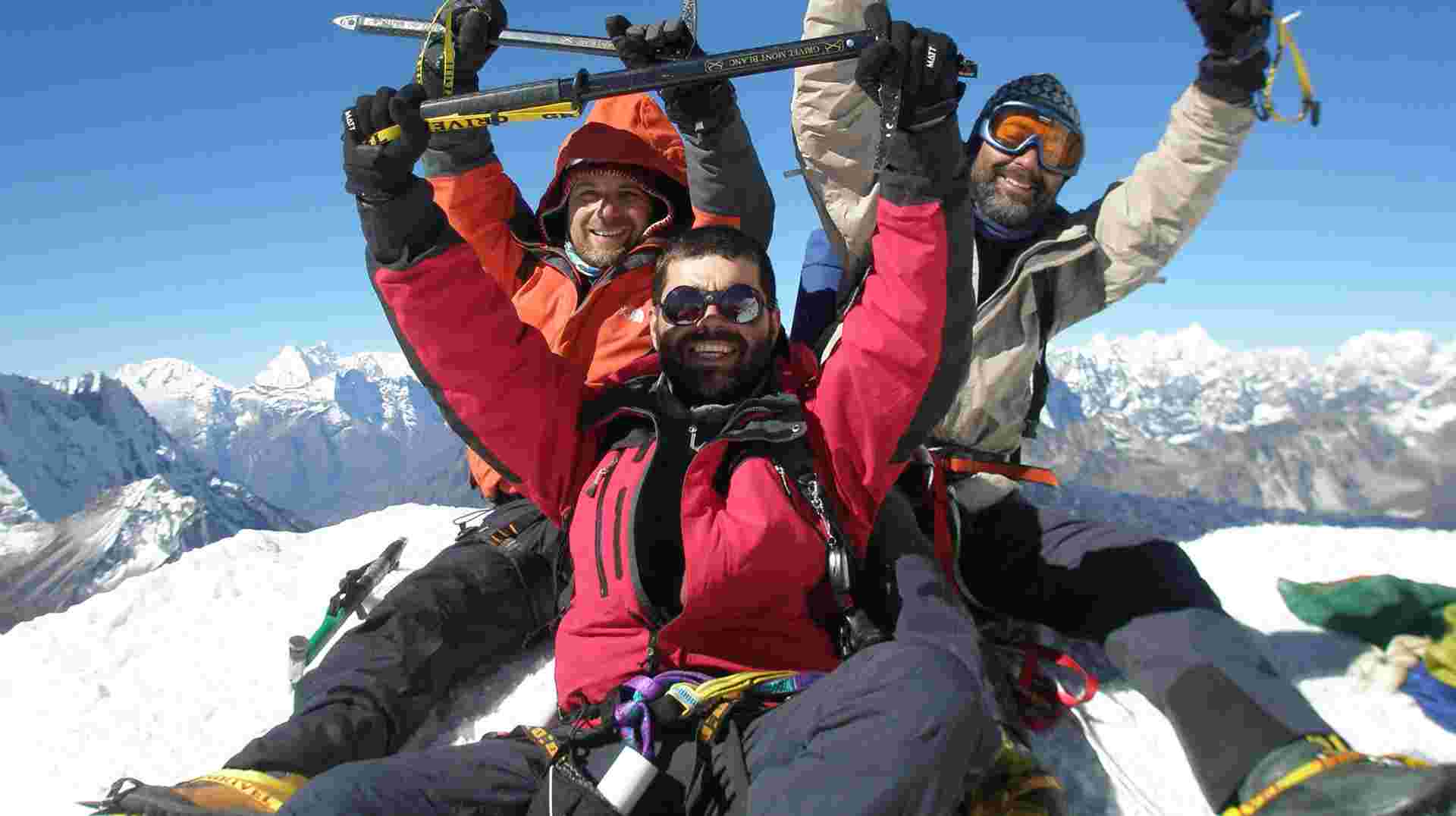 Island Peak Climbing with Everest Base Camp and Gokyo