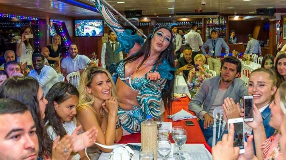Istanbul Bosphorus Dinner Cruise and Turkish Night Shows - Bosphorus Tour By Velena Travel - Turkey - Image 6