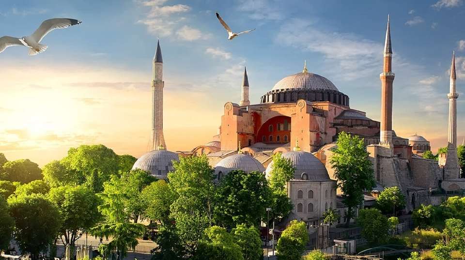 Istanbul Classics Half Day Morning - Istanbul Walks - Turkey - Image 4