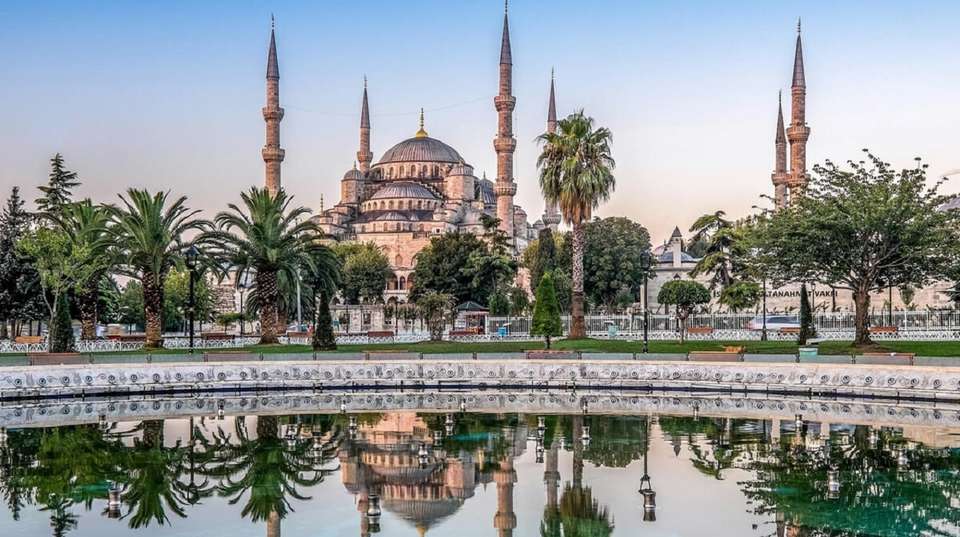 Istanbul Classics Half Day Morning - Istanbul Walks - Turkey - Image 5