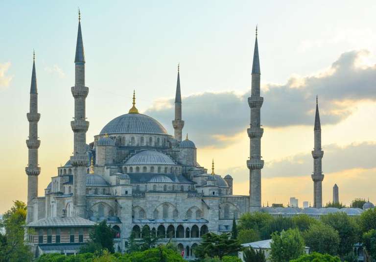 Istanbul To Singapore (26 Weeks)
