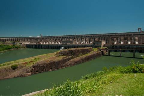 Itaipu Hydroelectric Panoramic Tour - Spring Tours