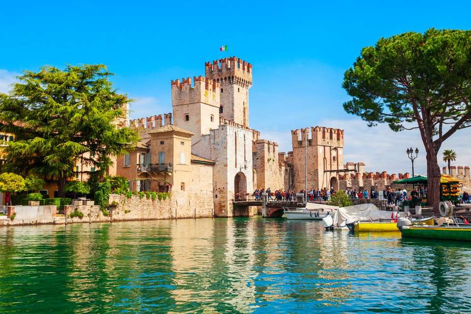 Italy Express: Lake Garda - Intrepid Travel - Italy - Image 10