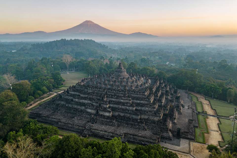 Jakarta to Ubud - Intrepid Travel - Indonesia - Image 6